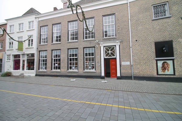 free-sector-houses for rent on Halstraat
