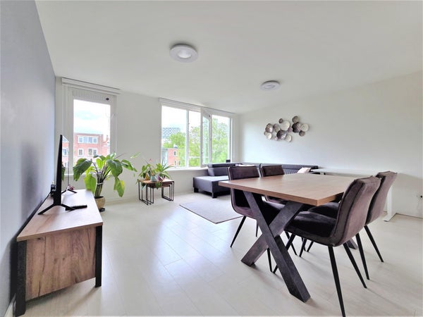 private-rentals for rent on Le Mairekade