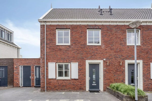 Apollolaan 21 Oostzaan