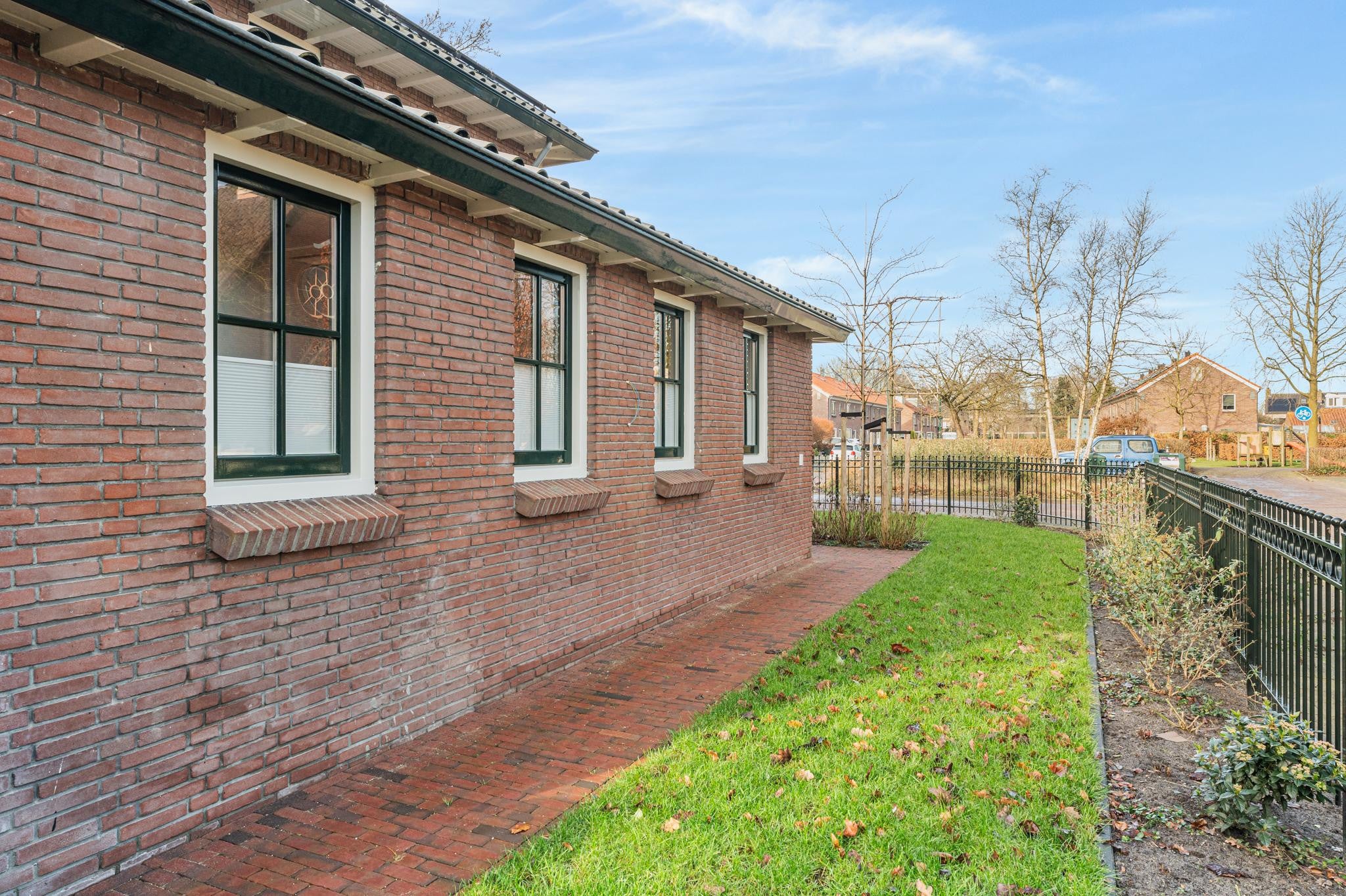 Image 10