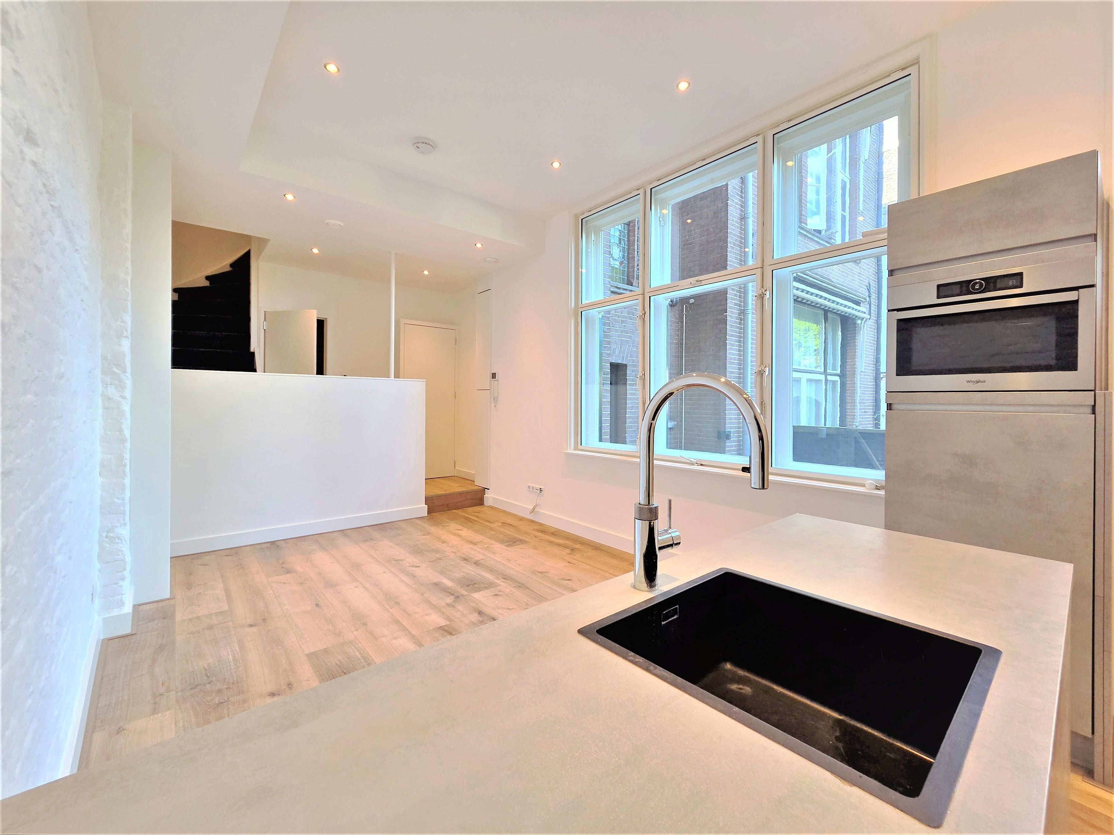 apartment bij Kruisweg Haarlem 2011LB