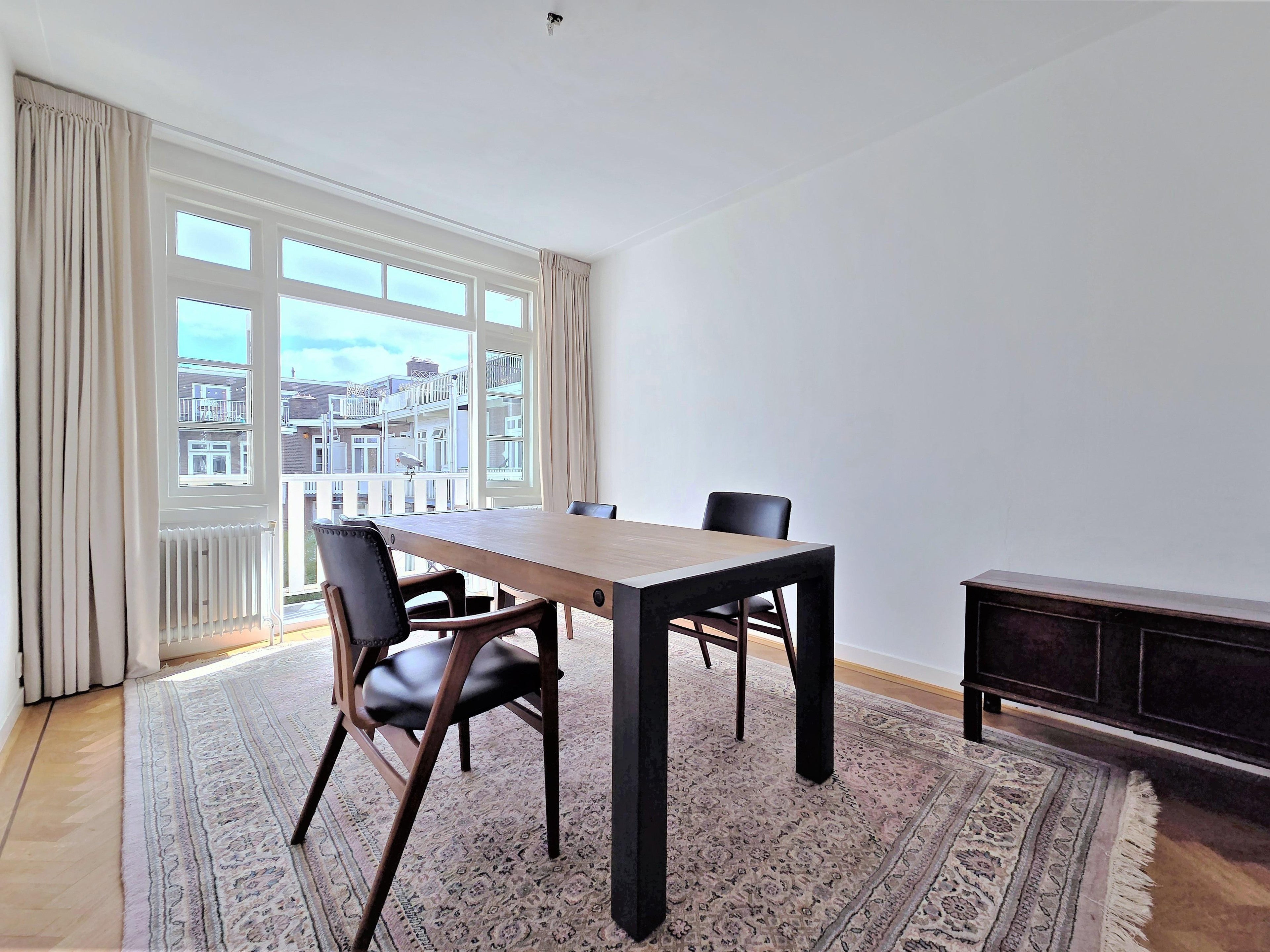 apartment bij Eemsstraat Amsterdam 1079TE