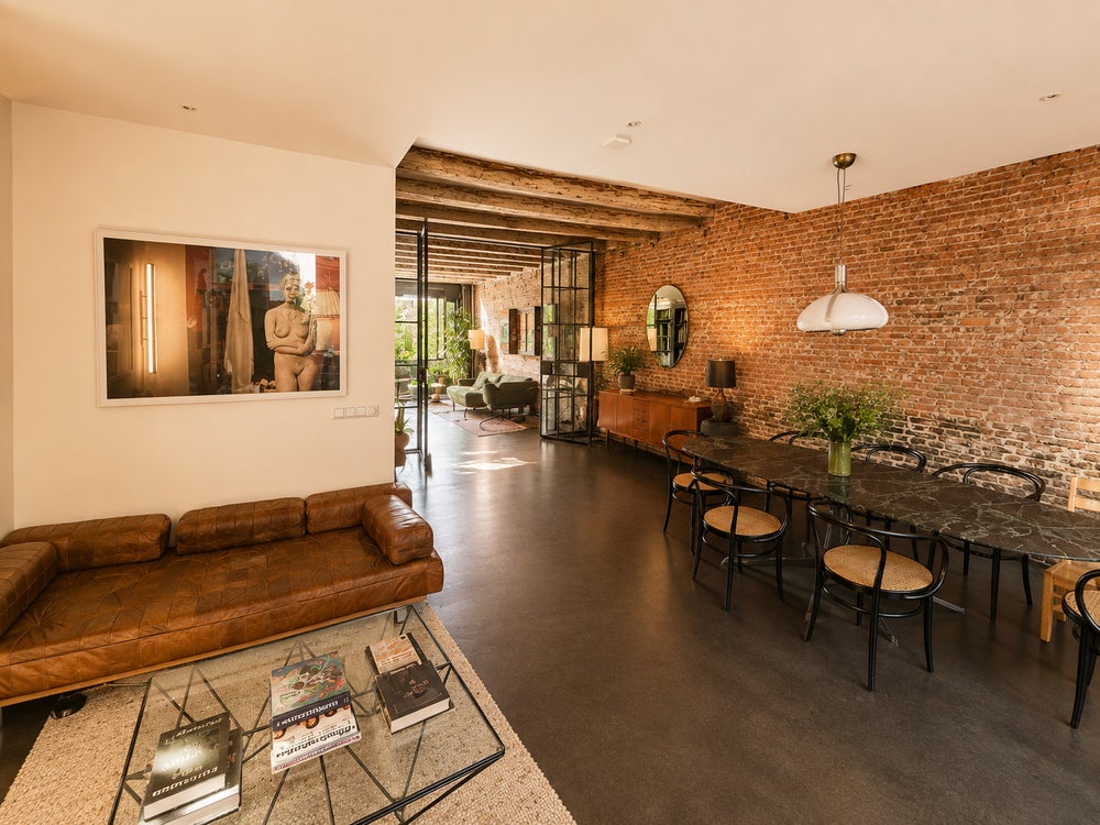 Studio in Amsterdam (HUU-323639)