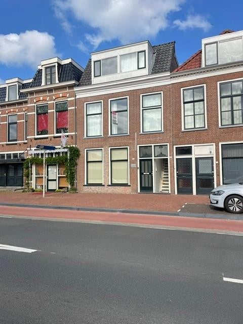 free-sector-houses for rent on Voorstreek