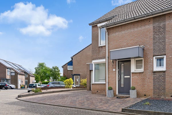 02voor