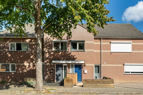 Woonhuis aan de Pastoor Schoenmaeckersstraat 17C in Geleen