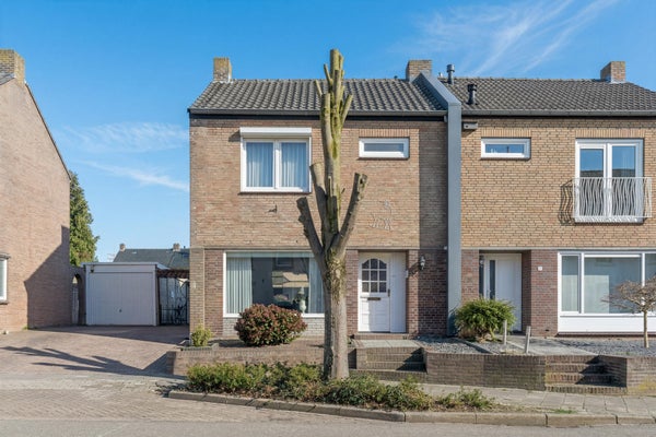 Woonhuis aan de Grote Straat 33 in Berg en Terblijt