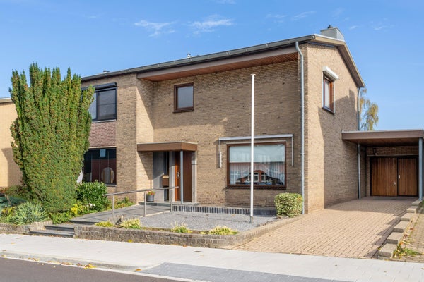 Eengezinswoning aan de Steegstraat 32, Munstergeleen