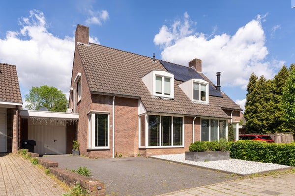 02voor