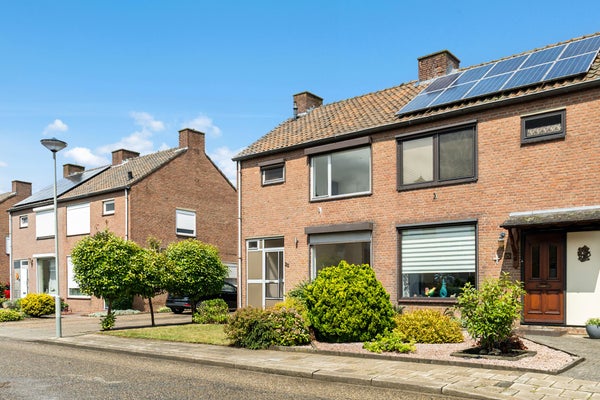 02voor