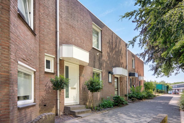Woonhuis aan de P. Petersstraat 48 in Heerlen