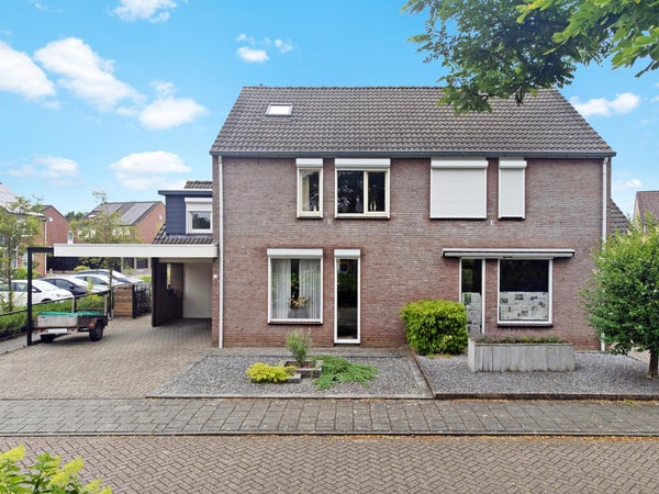 Woonhuis aan de Chris Plitscherlaan 17 in Susteren