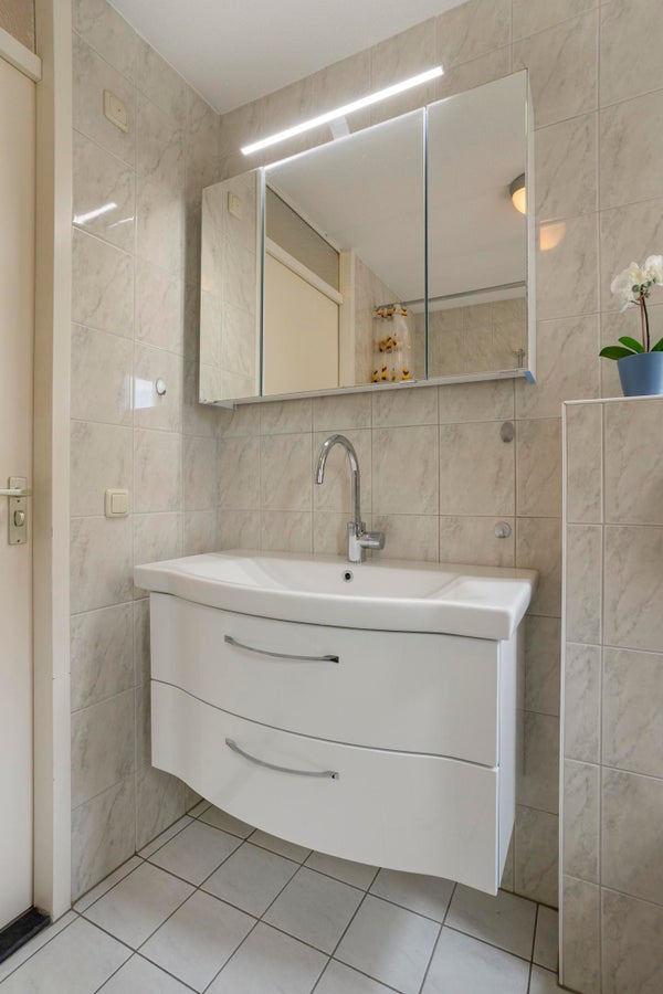 PastoorSchoenmaeckersstraat17D6163BVGeleenNL-24