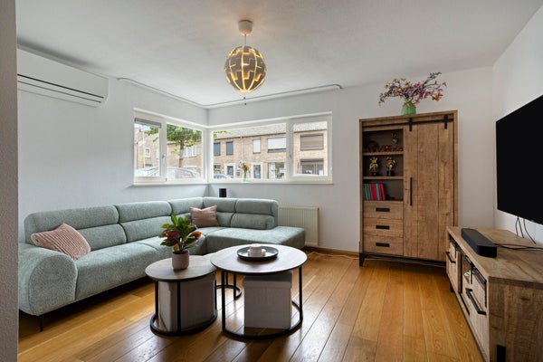 PastoorSchoenmaeckersstraat17D6163BVGeleenNL-11