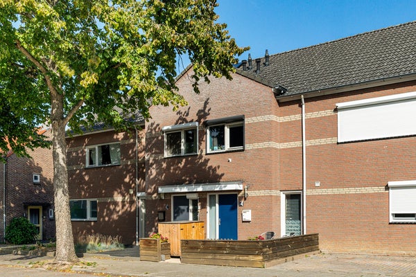 02voor