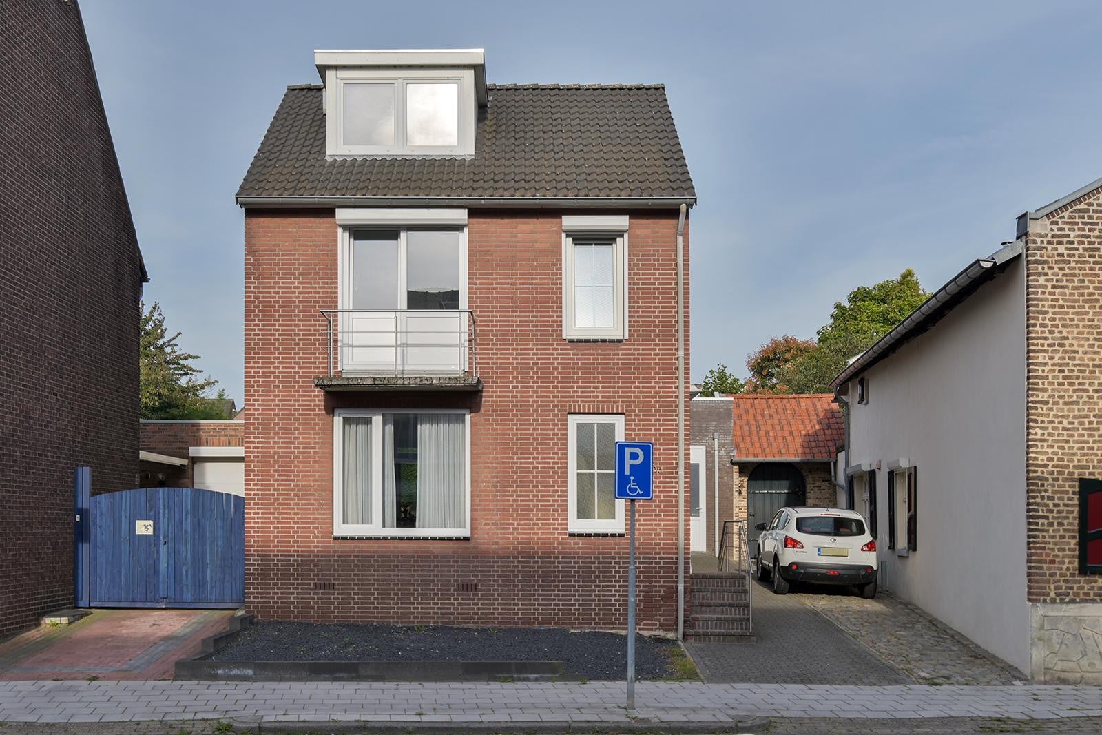 Woonhuis aan de Brunssummerstraat 26a in Schinveld