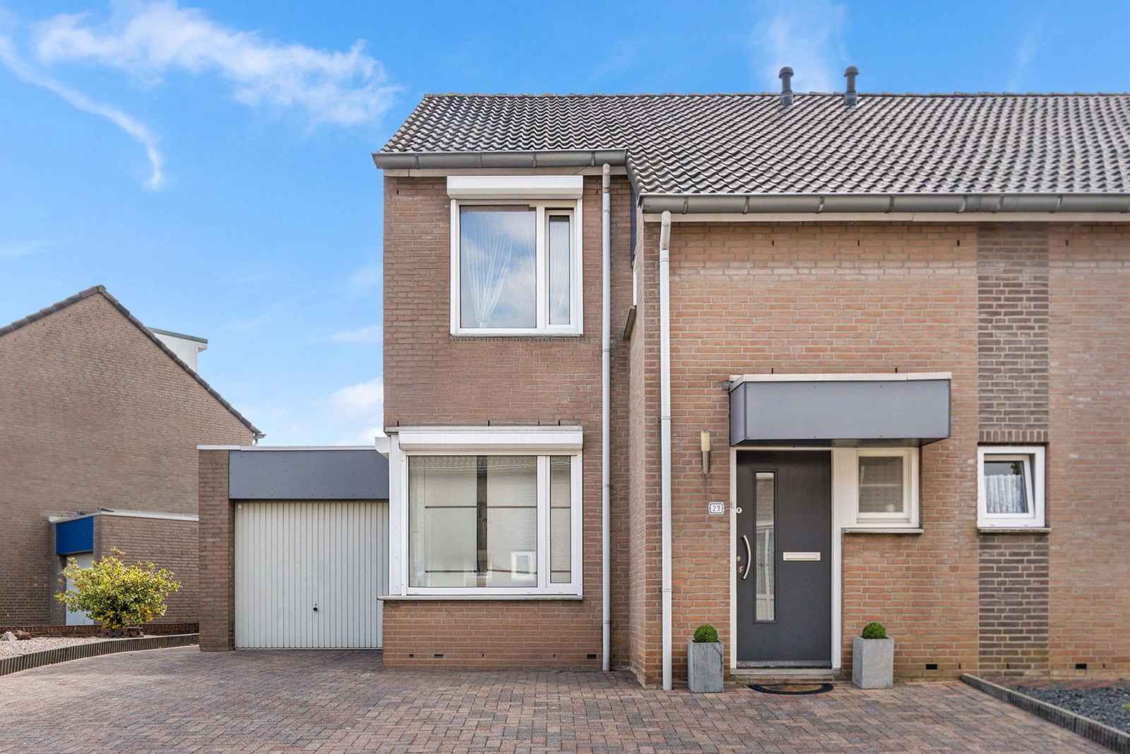Woonhuis aan de Antracietstraat 23 in Geleen