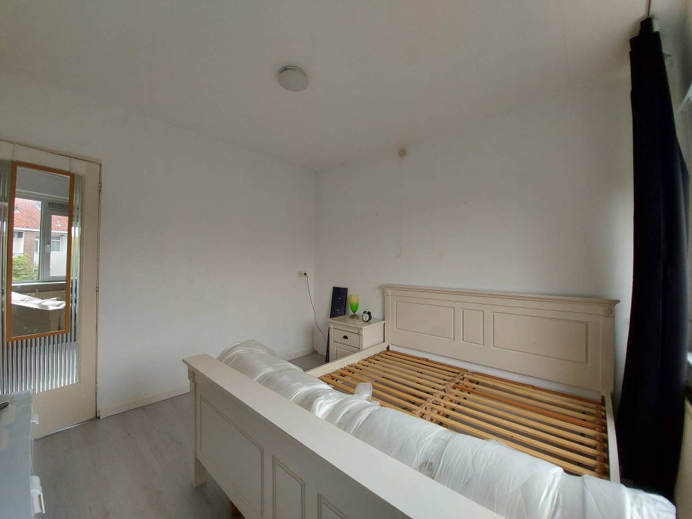 Rent Flat Dorpsweg, Rotterdam?