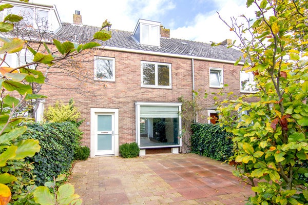 homes for rent on Amstellaan