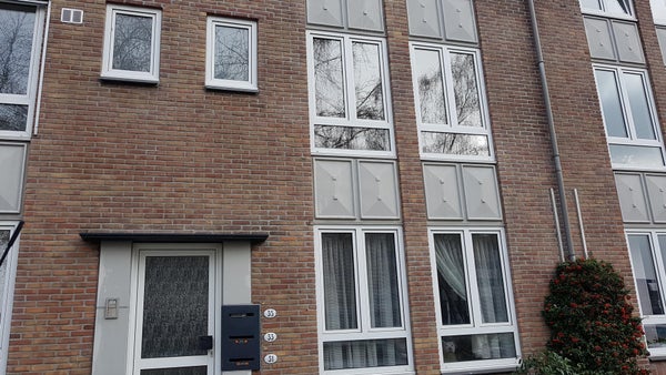 huurwoningen te huur op Gebrs. Hennenstraat