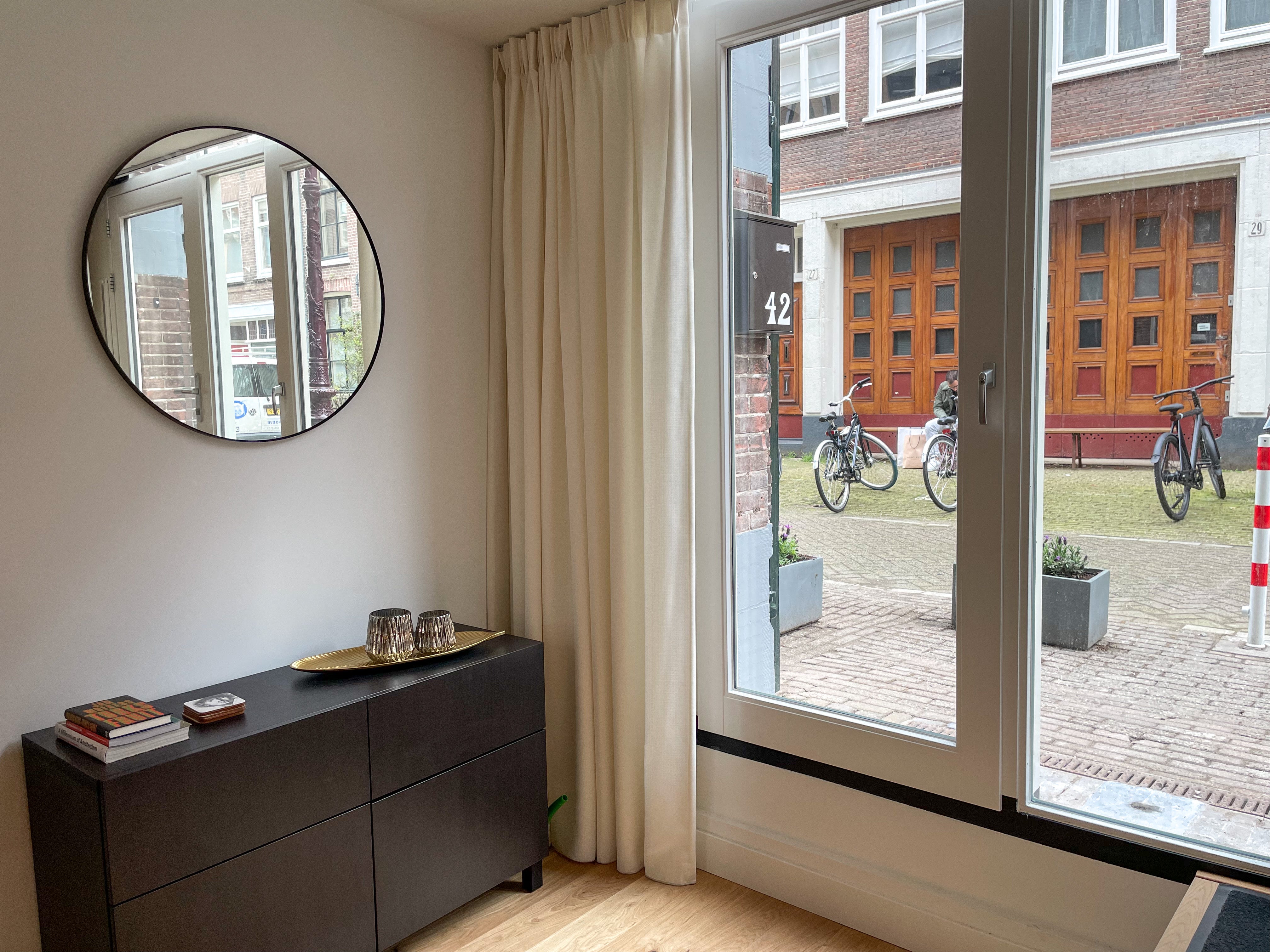 Studio in Amsterdam met 2 kamers