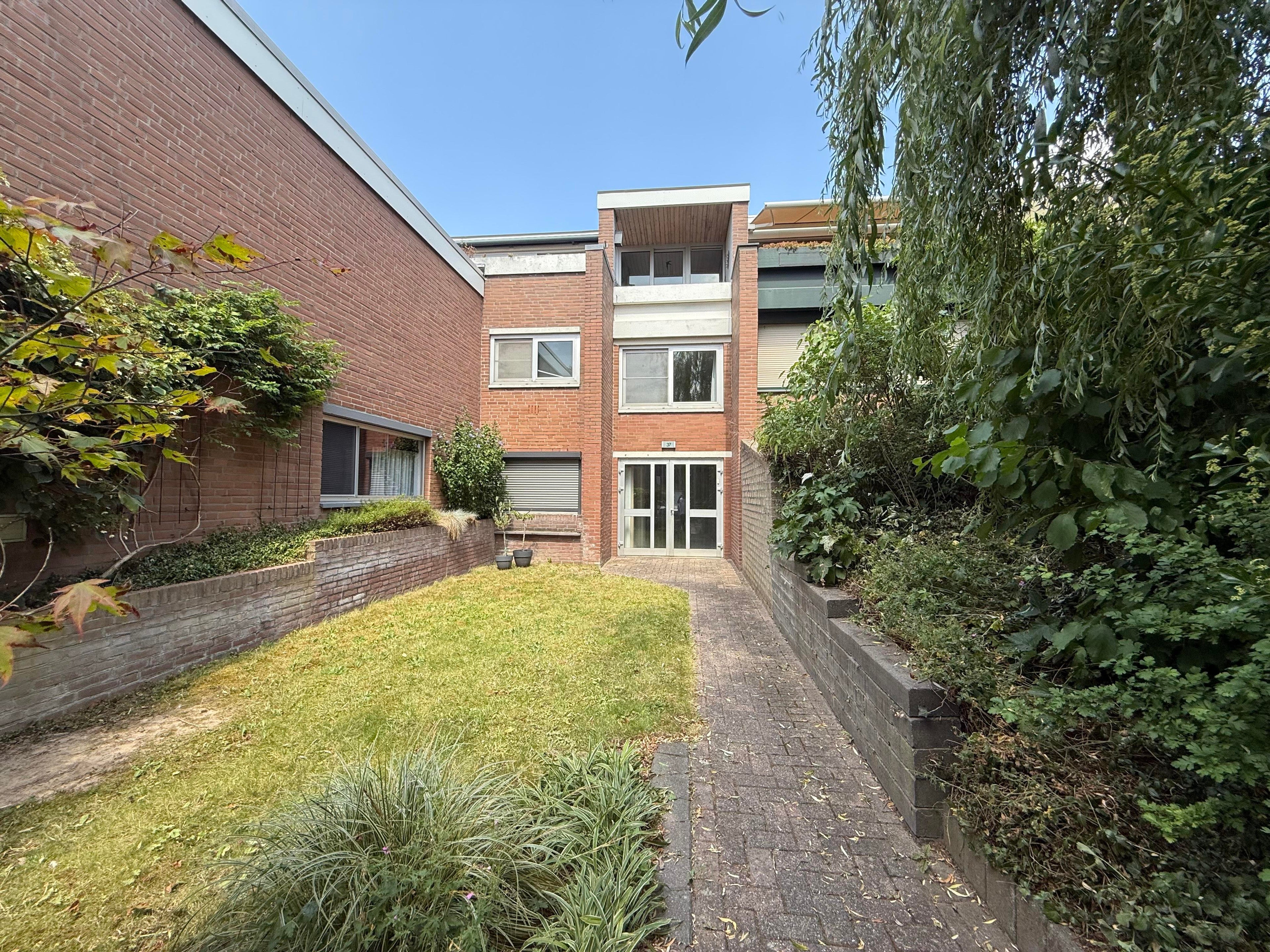 Family home in Oirsbeek