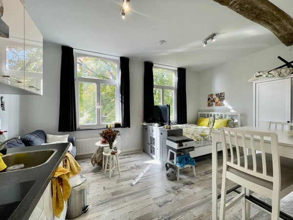 studios te huur op Jekerstraat