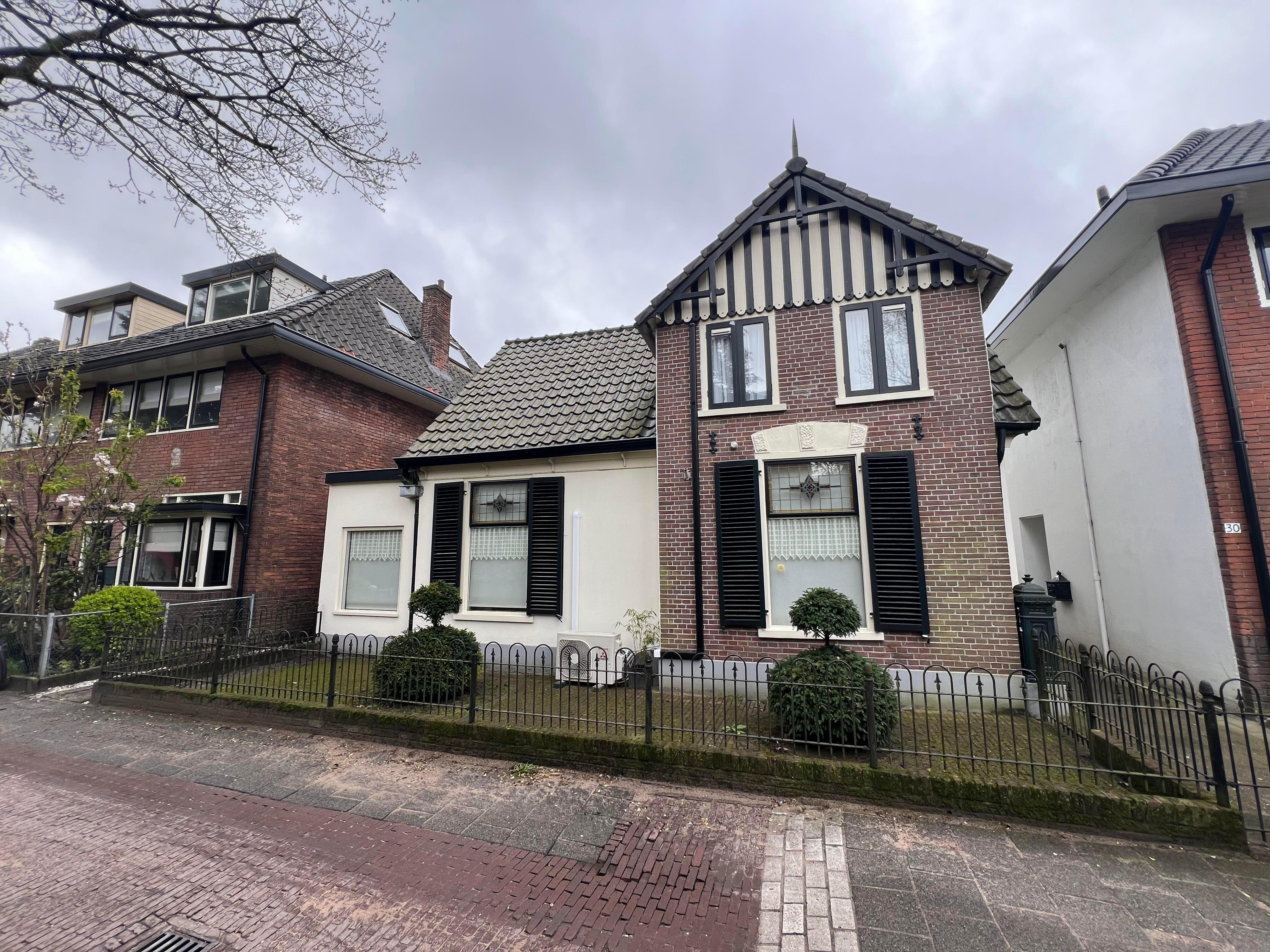 Bekijk foto 1/32 van house in Hilversum