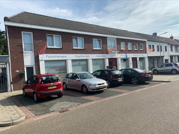 Bekijk foto 1/9 van studio in Sittard-Geleen