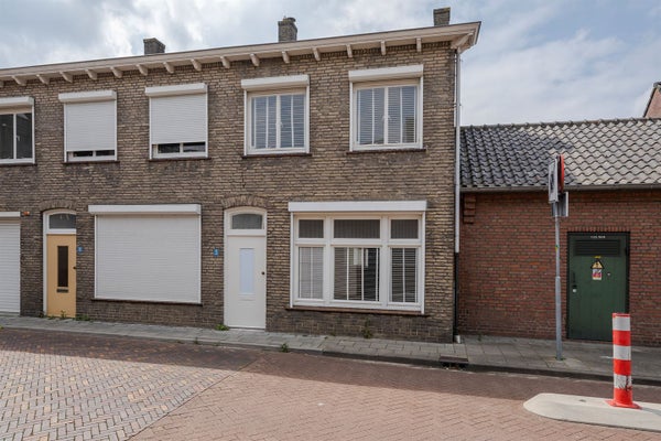 West Vaardeke, Oudenbosch