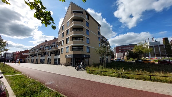 vrije-sector-woningen te huur op Haaksbergerstraat