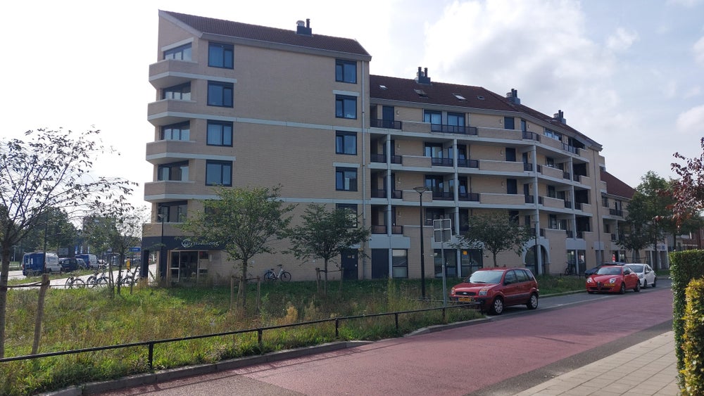 Bekijk foto 1/8 van apartment in Enschede