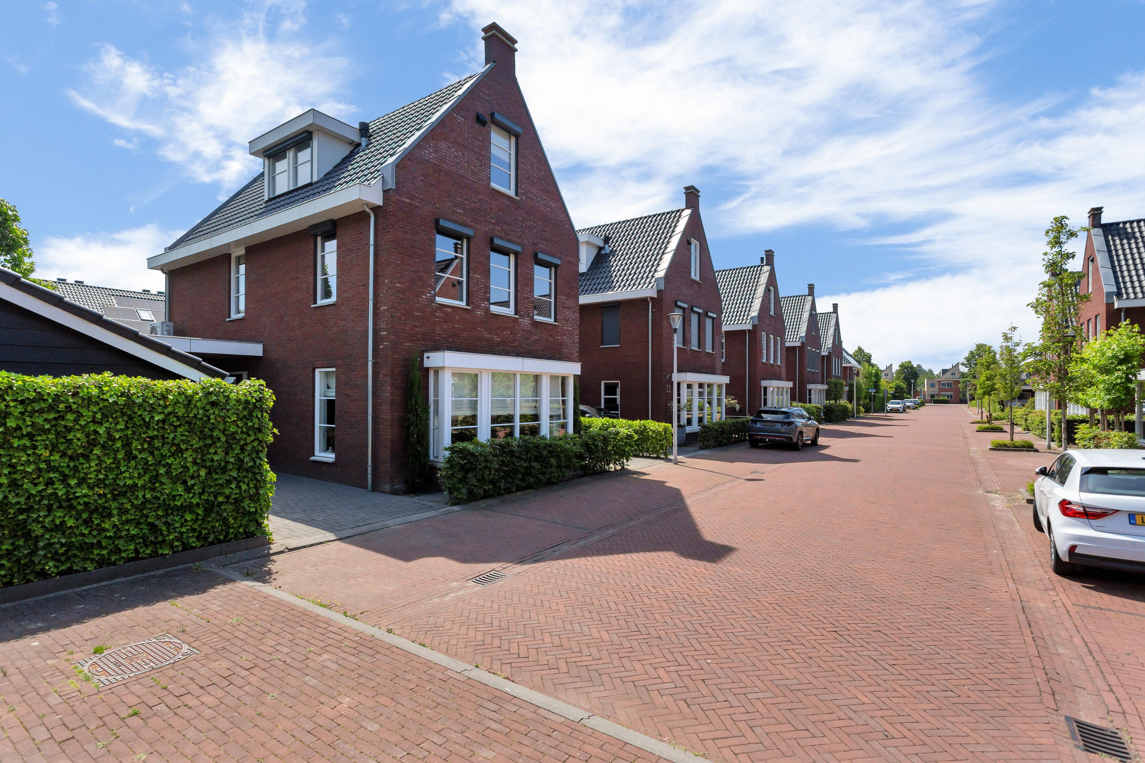 Dom — Hoeksche Waard
