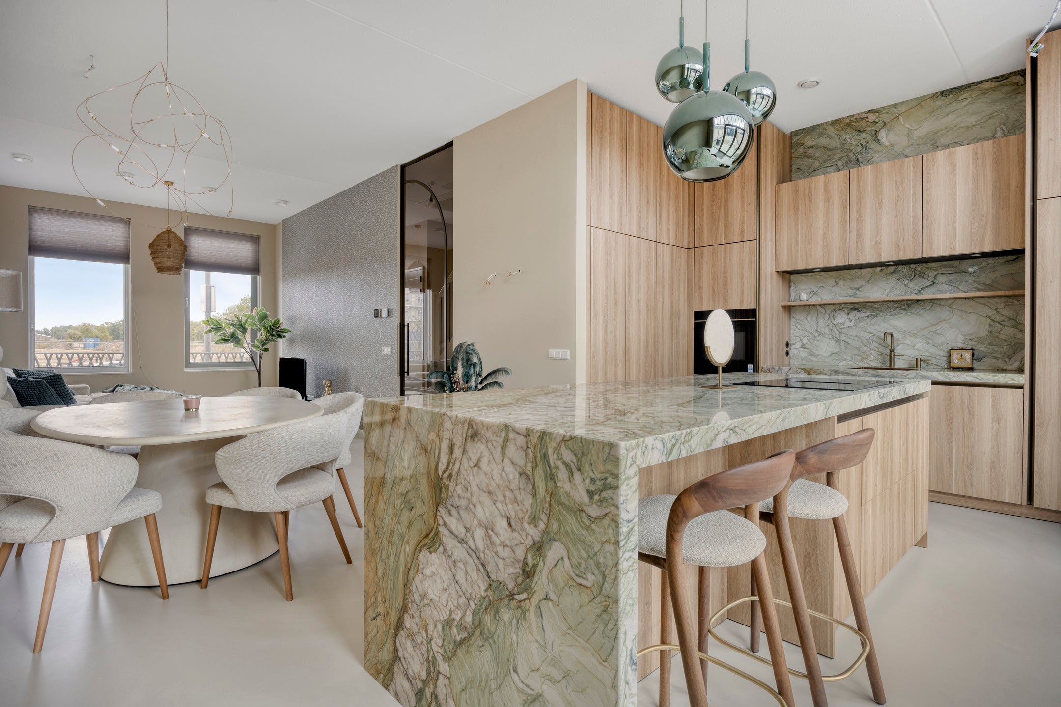 private-rentals for rent on Saskia Stuivelinglaan