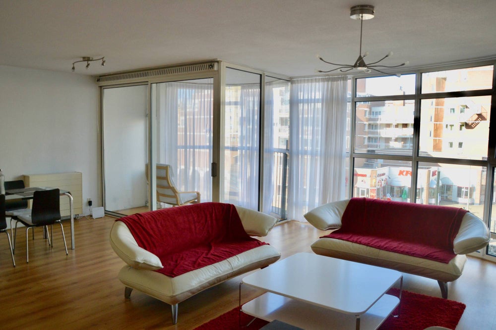 Expat dating den haag