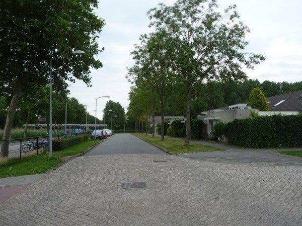 E.F. van den Banweg, Almere