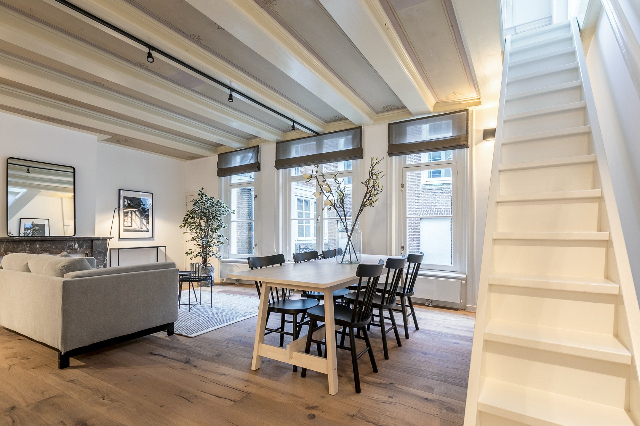 homes for rent on Singel