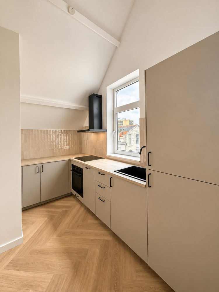 Gouvernestraat 4