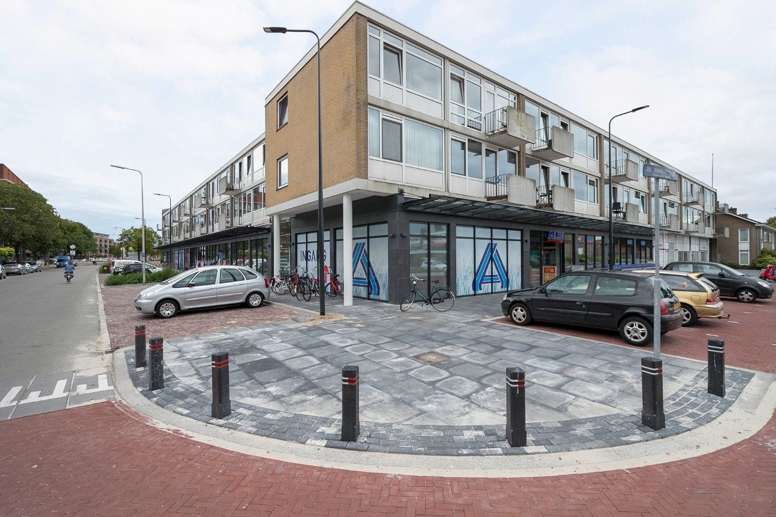 View photo 1/15 of apartment in Enschede