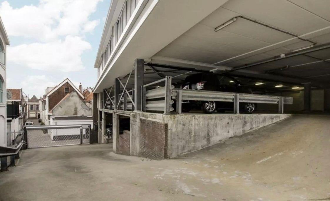 View photo 1/7 of house in Leiden