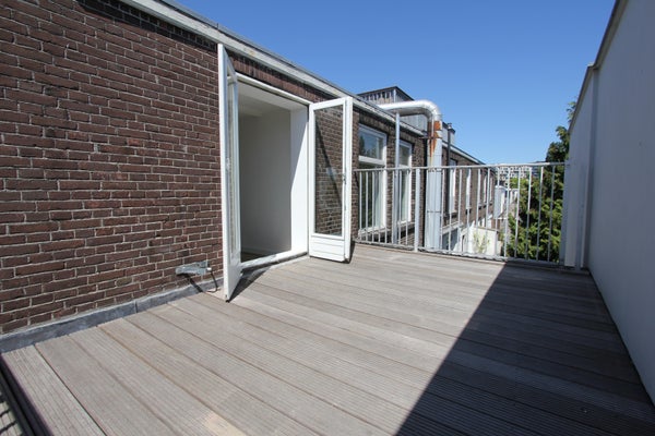 vrije-sector-woningen te huur op Admiraal De Ruijterweg