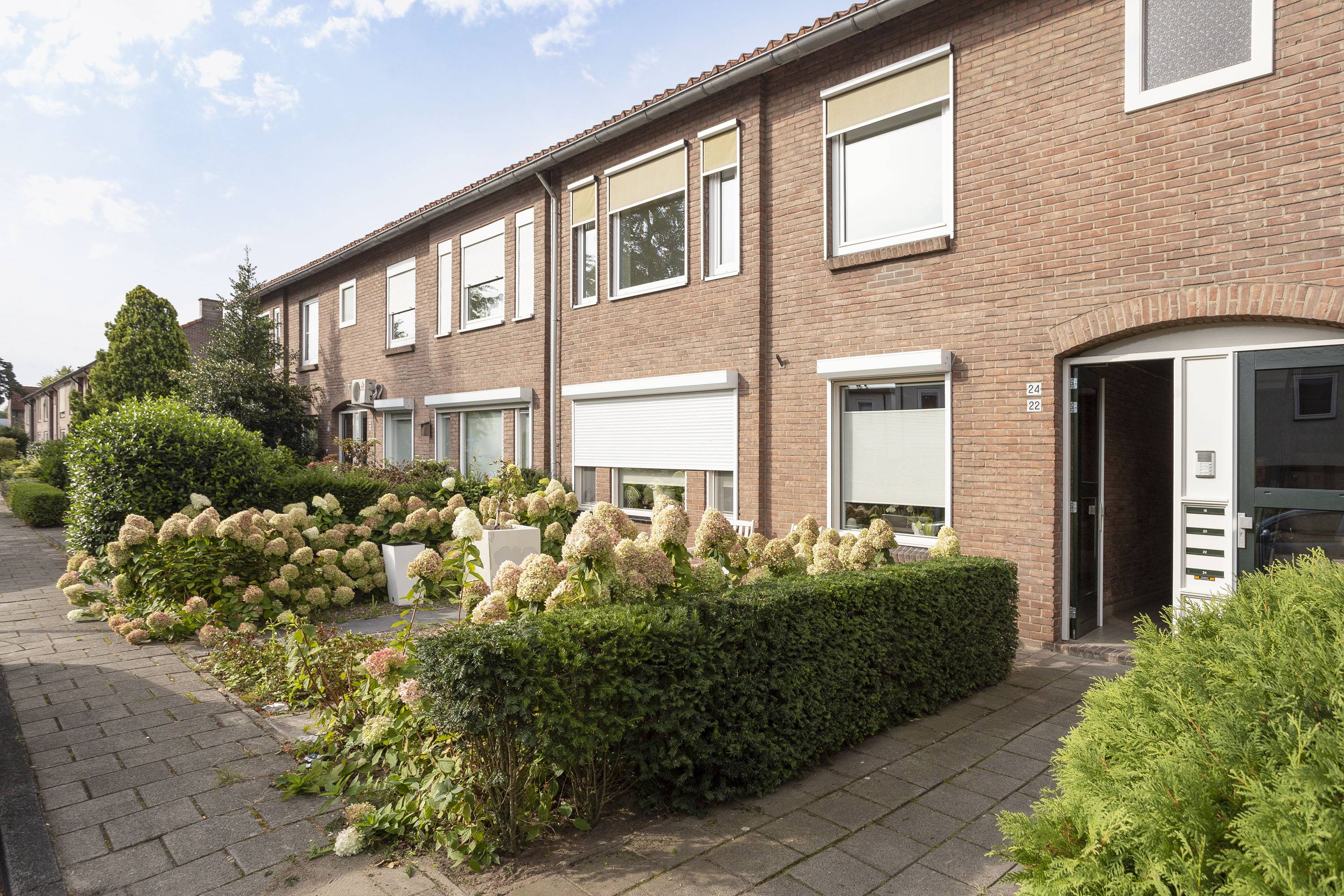 Bekijk foto 1/25 van apartment in Enschede